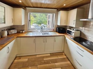 Photo 8- click for photo gallery